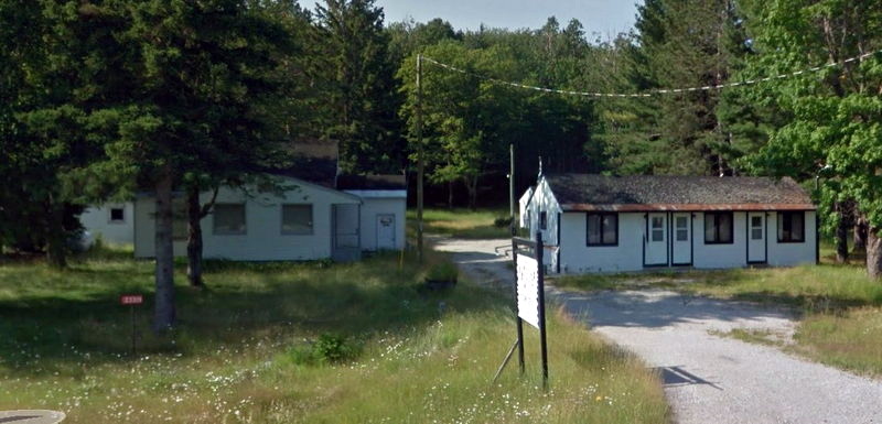 Northern Retreat (McMillan Motel) - Street View